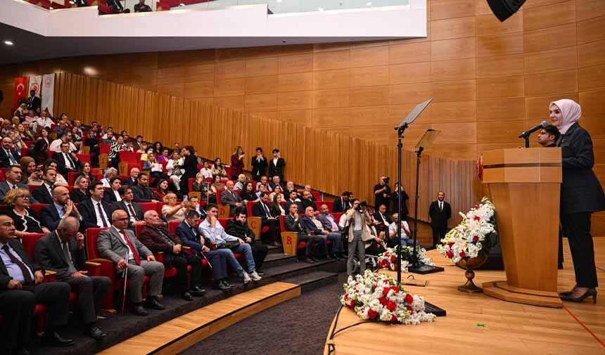 Bakan Göktaş.jpg4