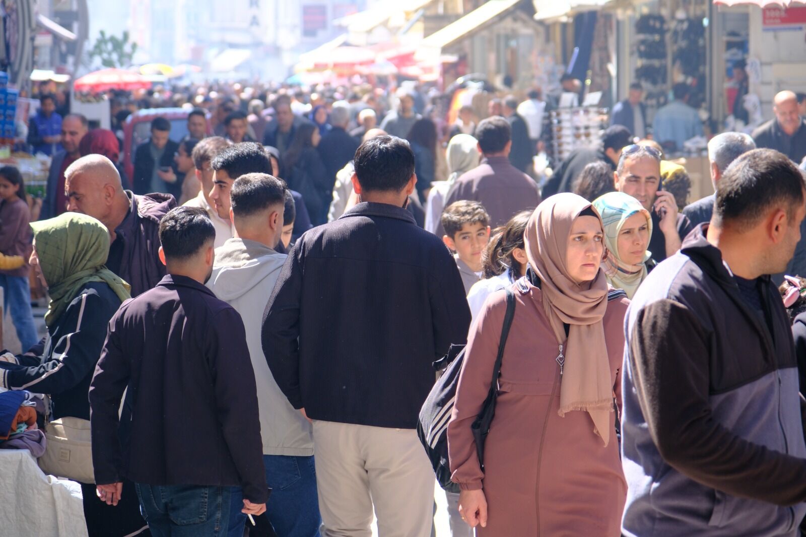 Çarşi Van Kalabalik