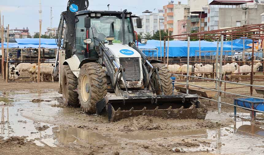 Kurban Pazarlarını Su Bastı