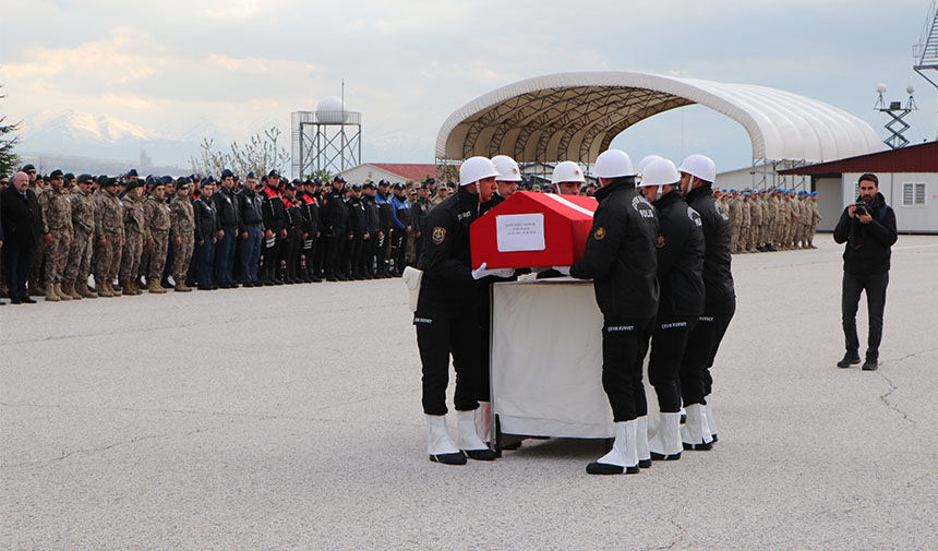 Şei̇ht Poli̇s Vana