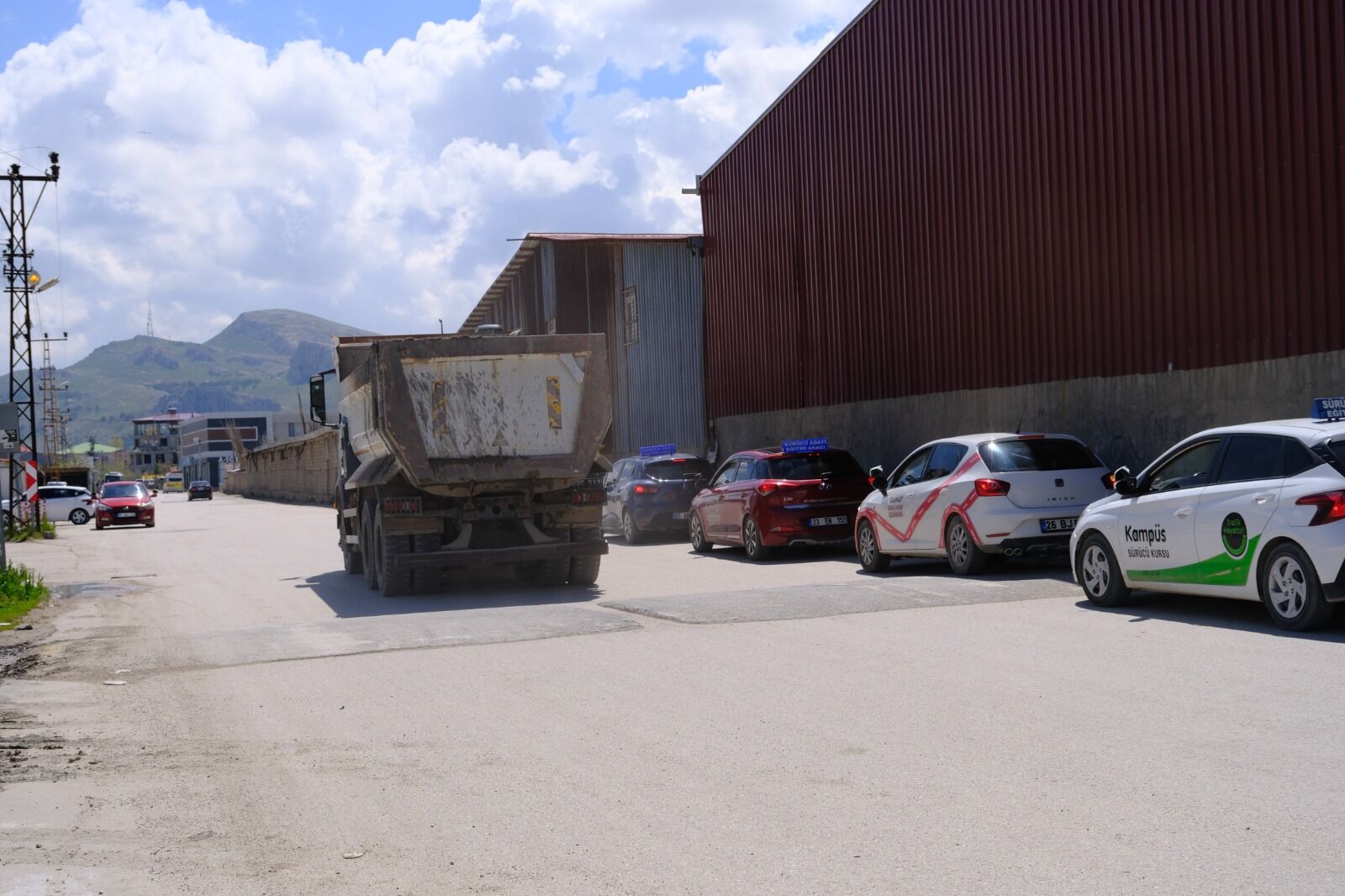Vanda Surucu Kursları Derli 2