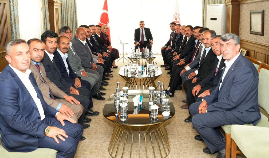 Bahçesaray Zi̇yaret
