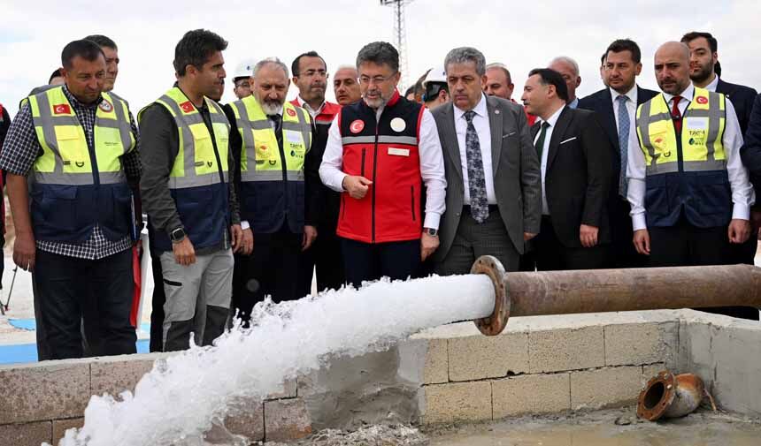 Bakan Yumaklı .Jpg1