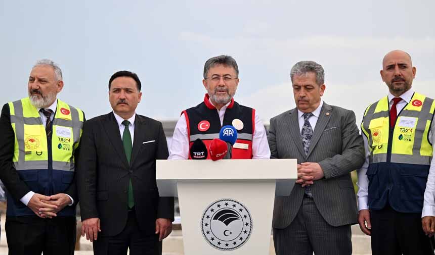 Bakan Yumaklı .Jpg3