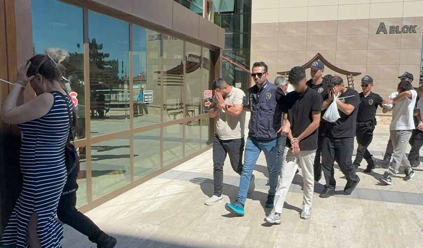 Dolandırıcılık Operasyonu.jpg3