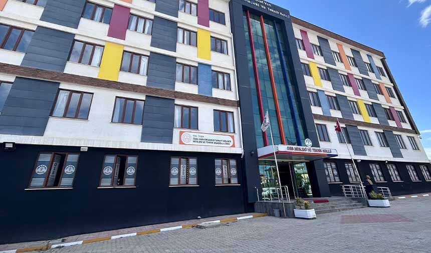 Teknik Anadolu Lisesi