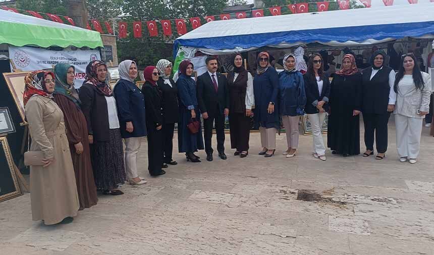 Yıl Sonu Sergisi Açıldı