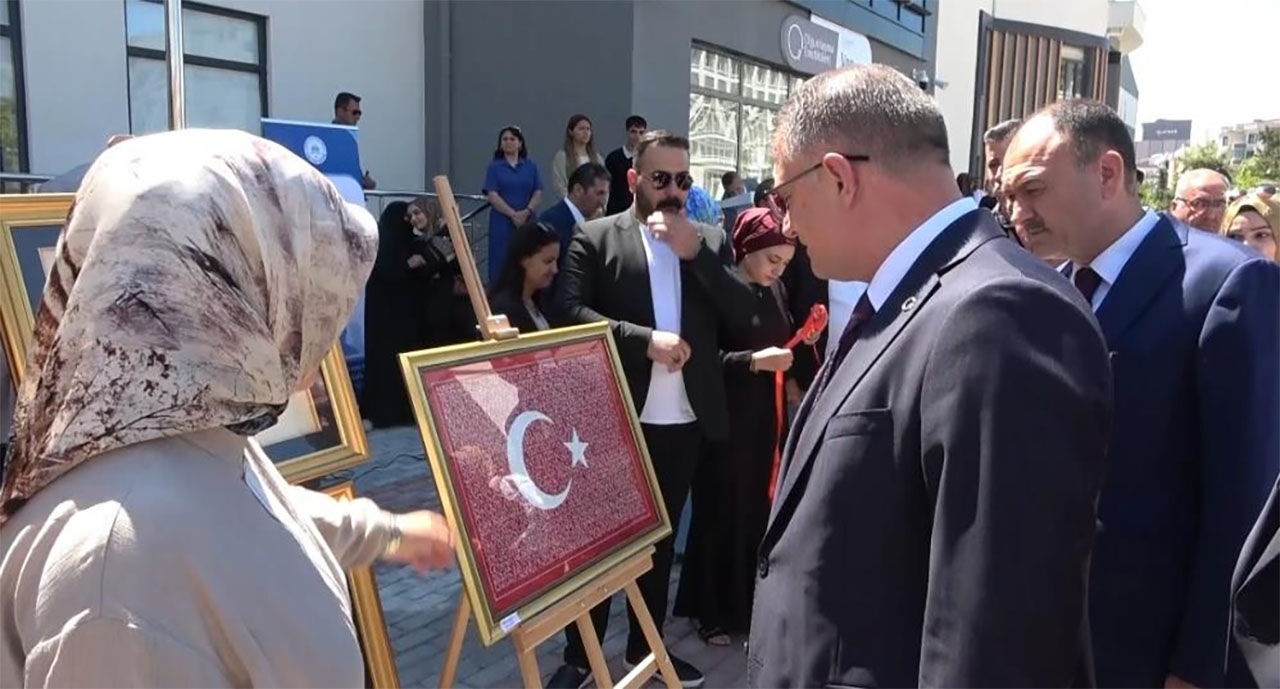 Yilsonu Sergisi Van 1