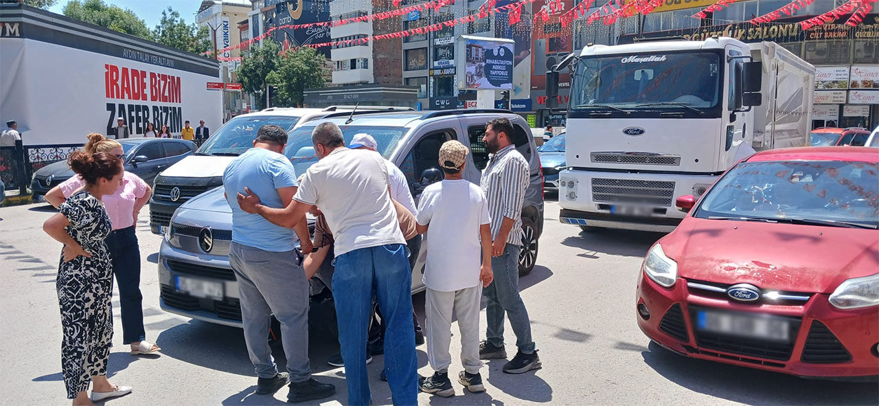 Besyol Trafik Kazasi 4
