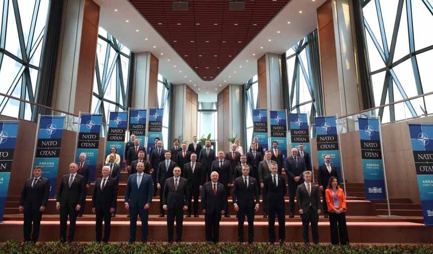 Nato Hatıra Fotoğrafı