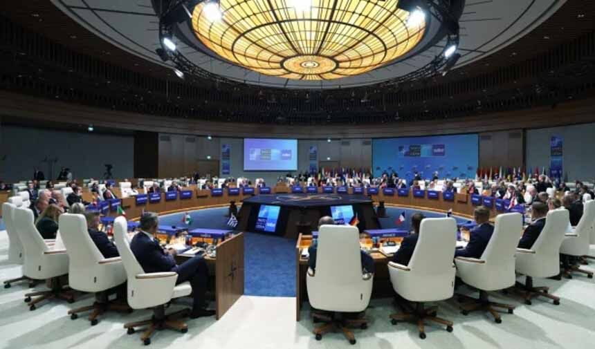 Nato Zirvesi.jpg8-2