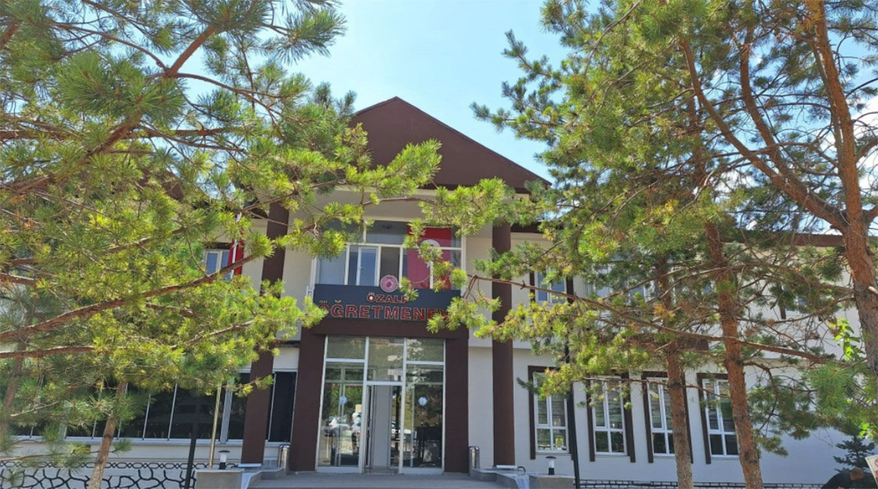 Özalp Öğretmenevi 2