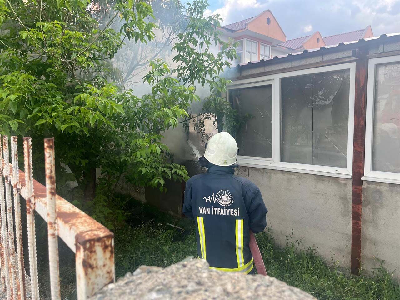 Saray Yangın 3