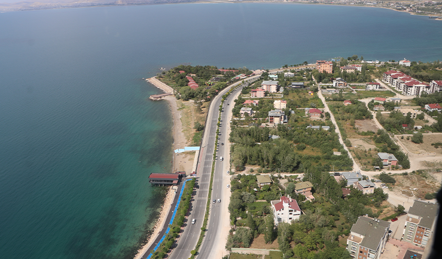 Van Edremi̇t-1