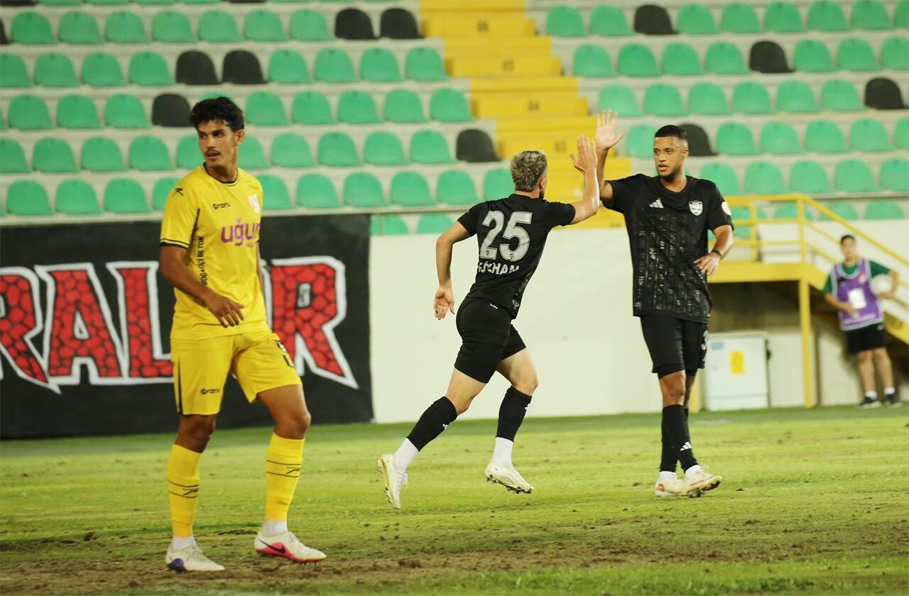 Vanspor 2-0’dan geri döndü: İlk galibiyetini aldı