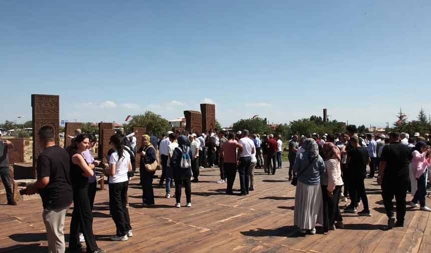 Ziyaretçi Akını