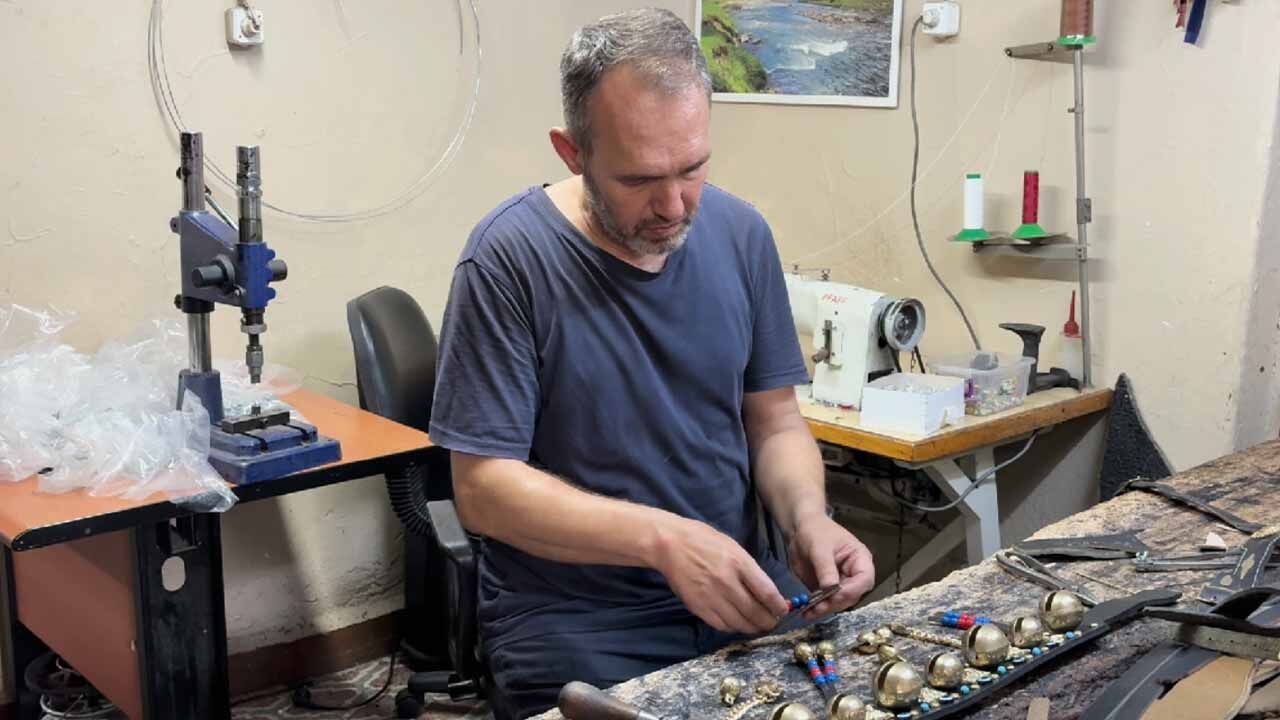 Dede mesleğiyle 10 ülkeye ihracat yapıyor