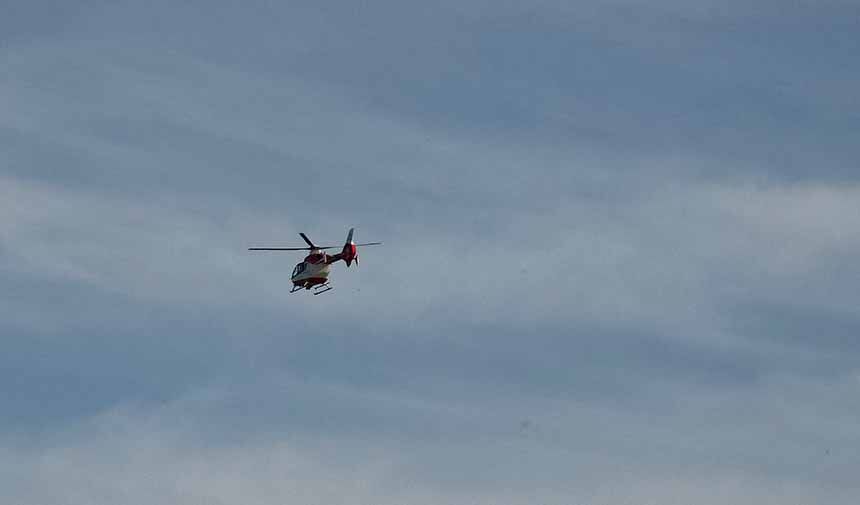 Perikardit hastası helikopter ambulansla Van’a sevk edildi