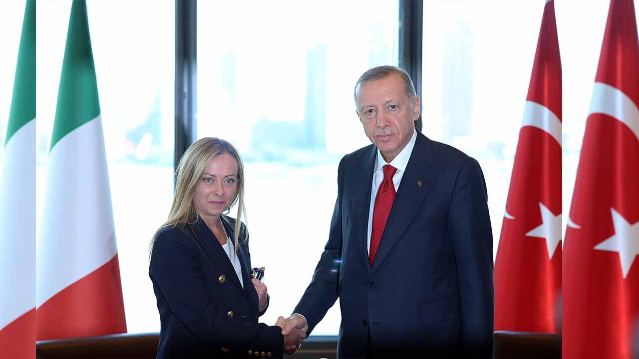 Meloni'den Cumhurbaşkanı Erdoğan'a teşekkür