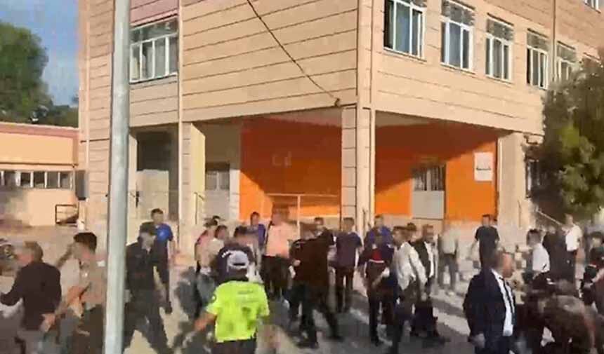 Okula Silahlı Saldırı.jpg1