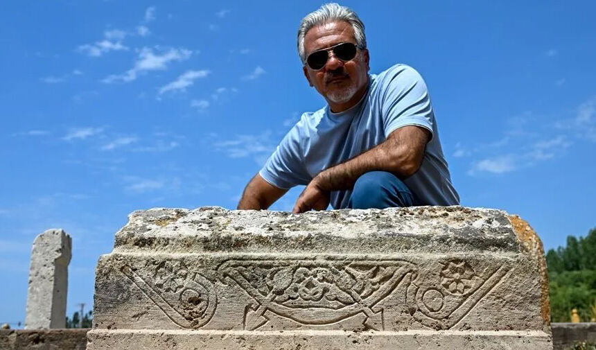 Van Çocuk Mezar