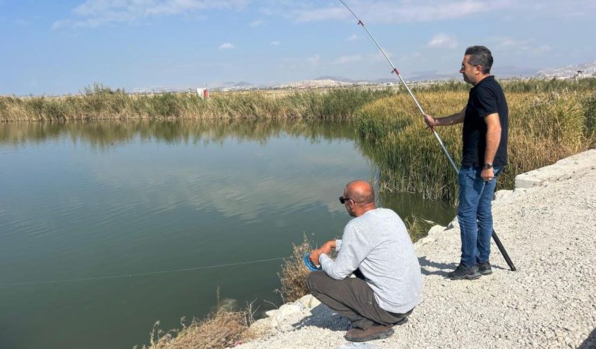 Van'da amatör balıkçıların aynalı sazan mesaisi