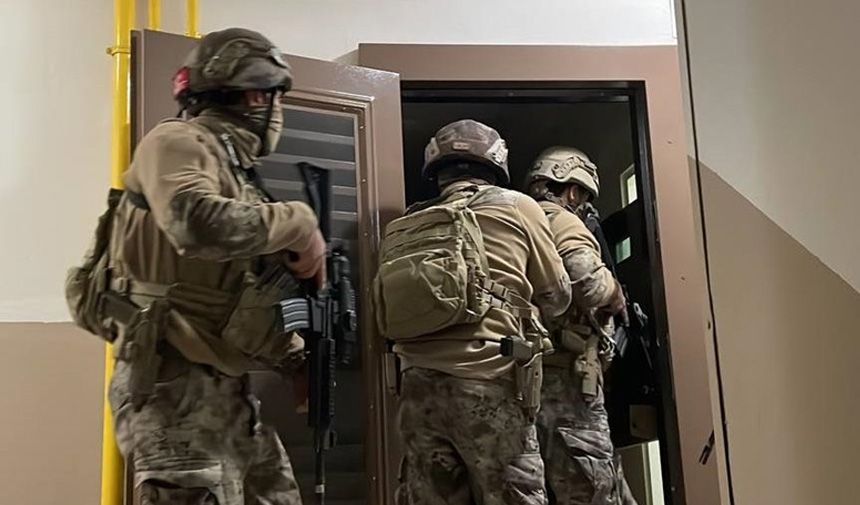 İkinci el araçları sahte ekspertiz raporuyla satanlara operasyon