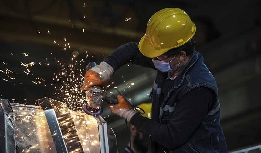 Sanayi üretimi yıllık yüzde 1,9 azaldı